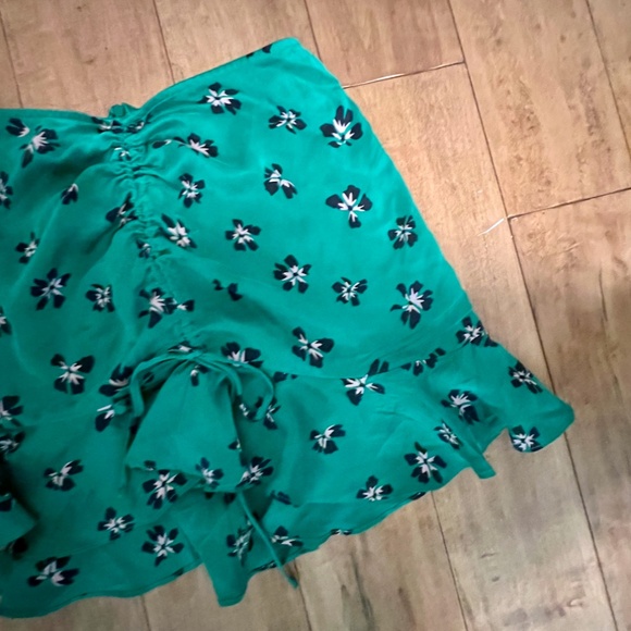 BEC + BRIDGE CO-ORD 2PC. SILK SKIRT SET, SIZE US 4, GREEN/BLACK - Picture 3 of 11
